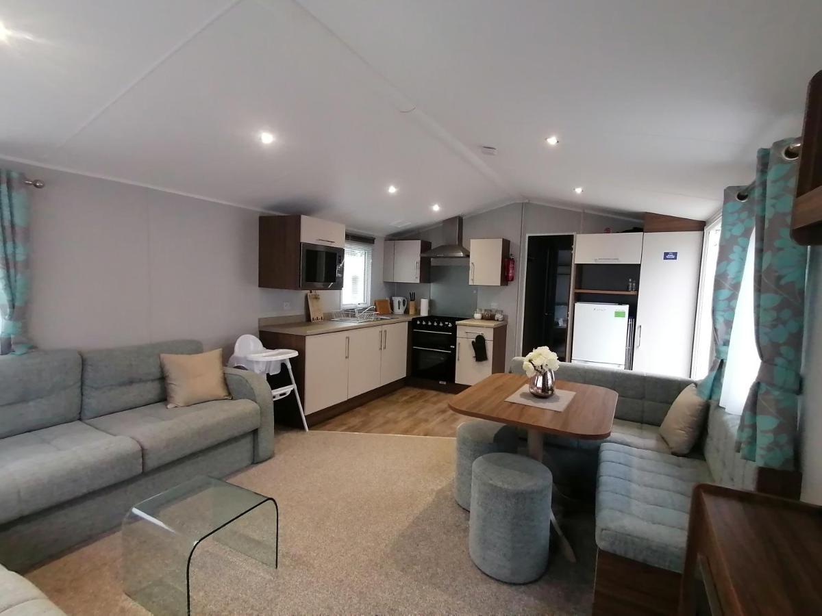 Haven Rockley Park,Lytchett Bay View Hotel Poole Bagian luar foto